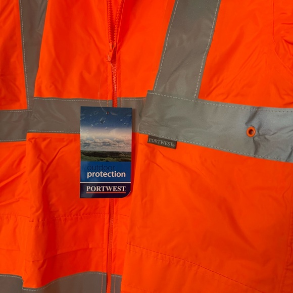 Portwest Hi-Vis Rain Jacket Size M Orange Portwest Safety Jacket with hood. - Picture 7 of 10